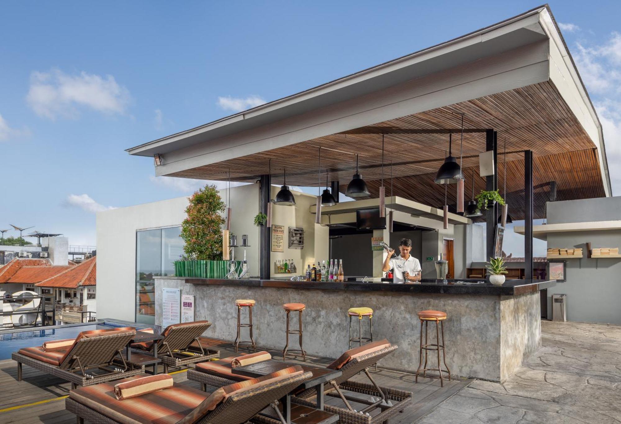 Sevn Legian Hotell Eksteriør bilde