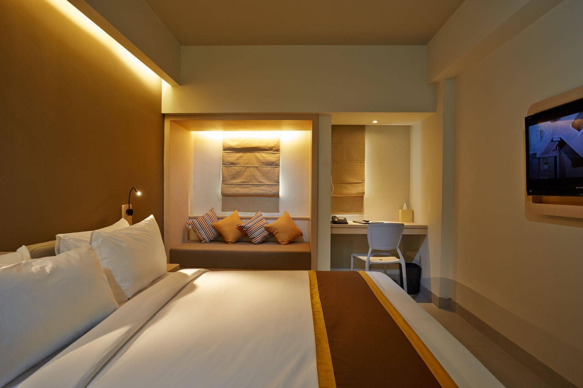 Sevn Legian Hotell Eksteriør bilde